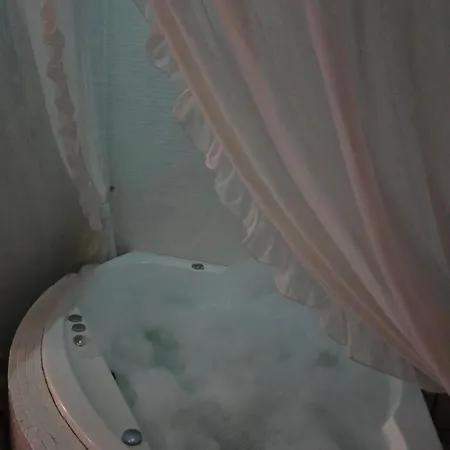 Apartamentai Su Jacuzzi 公寓 维尔纽斯